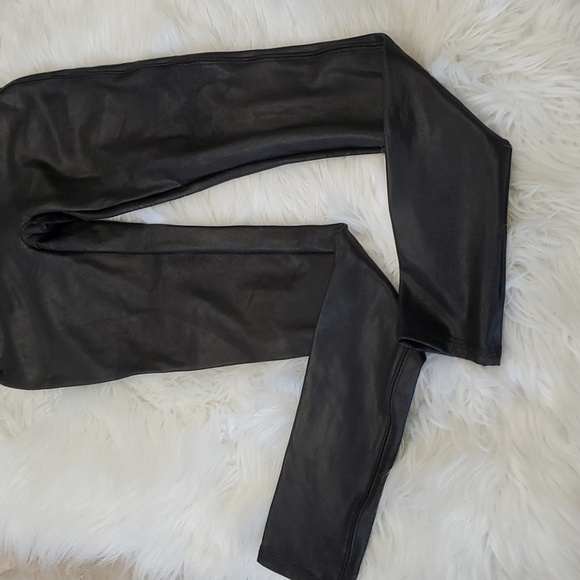 Spanx black faux leather leggings size S - Picture 3 of 13